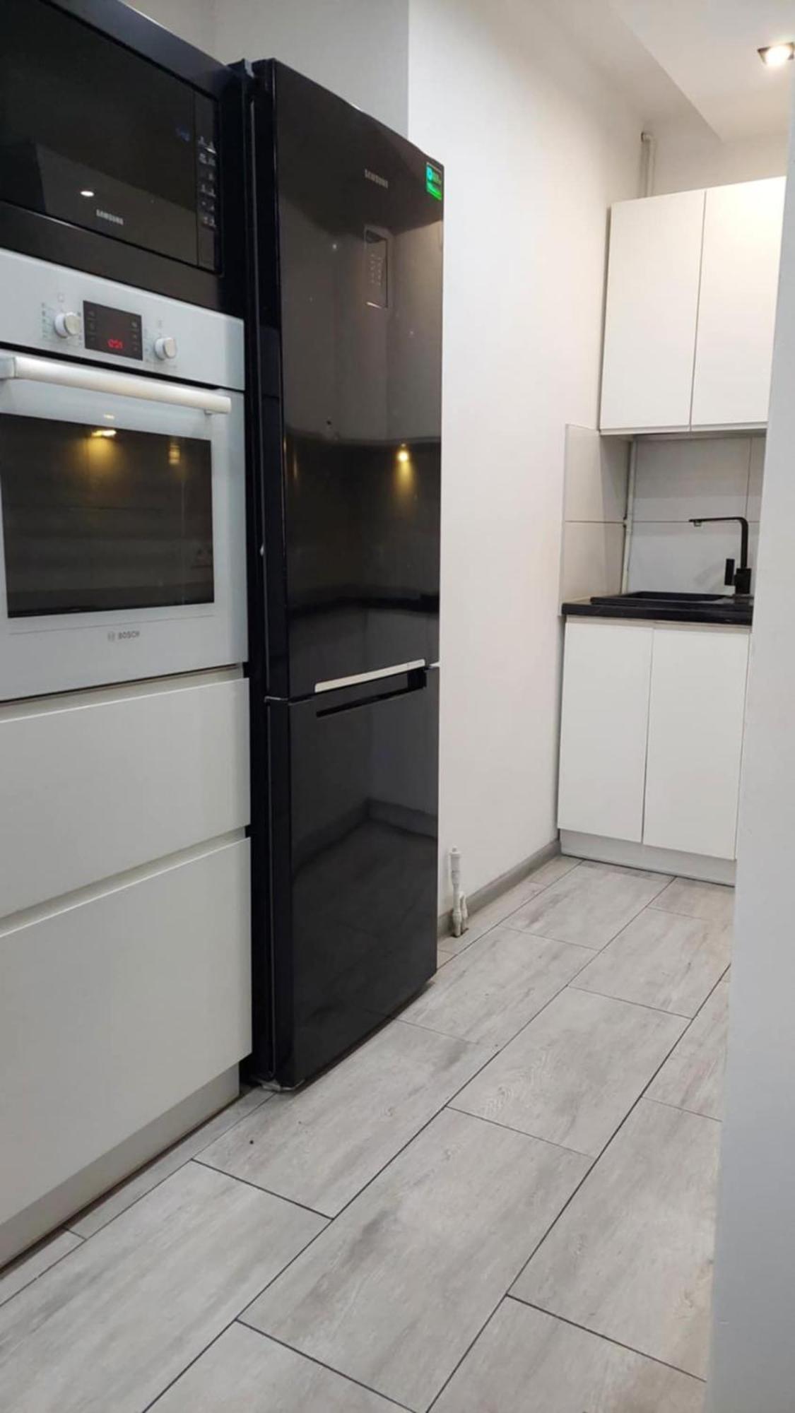 Ekskluzywny Apartament W Centrum Z Klimatyzacja I Balkonem Lubin  Exterior photo
