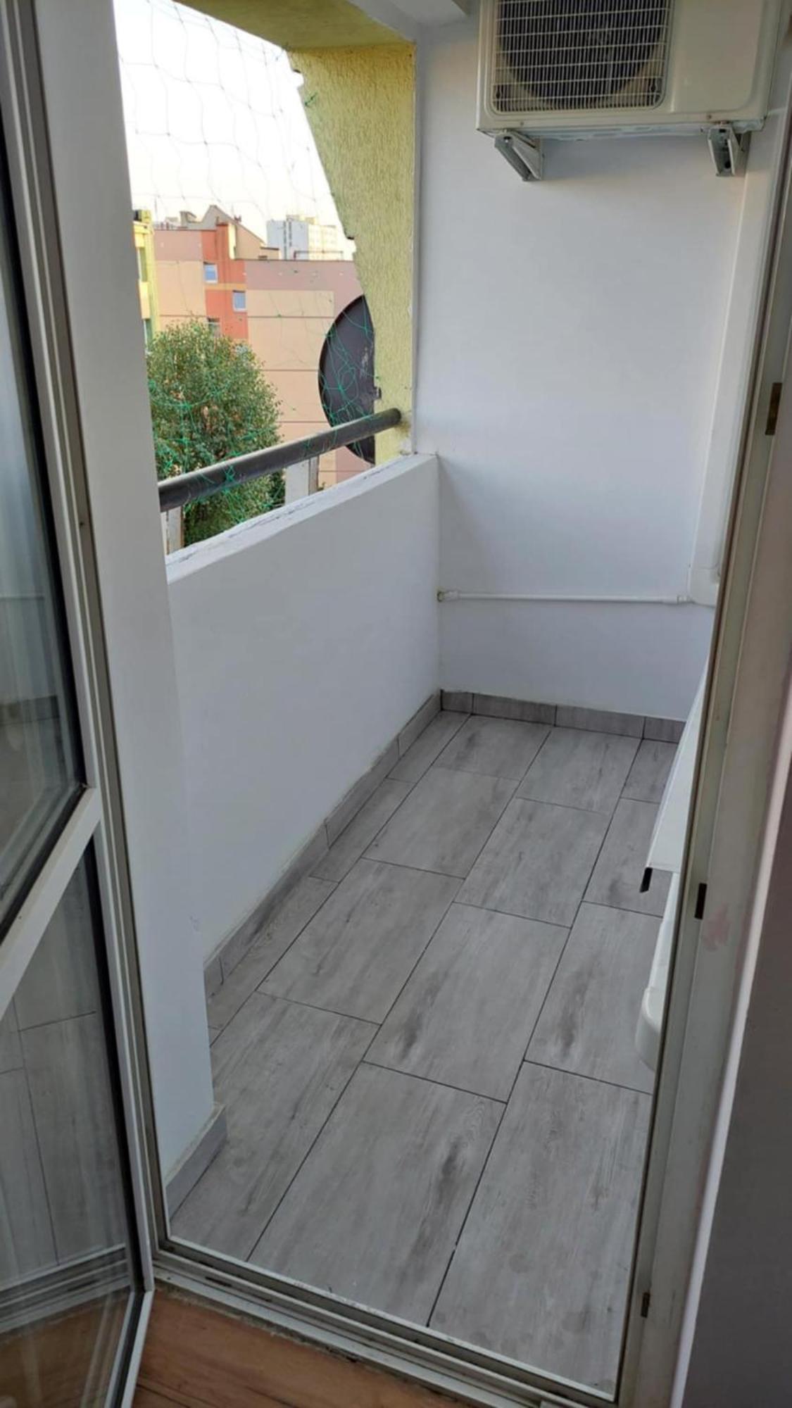 Ekskluzywny Apartament W Centrum Z Klimatyzacja I Balkonem Lubin  Exterior photo