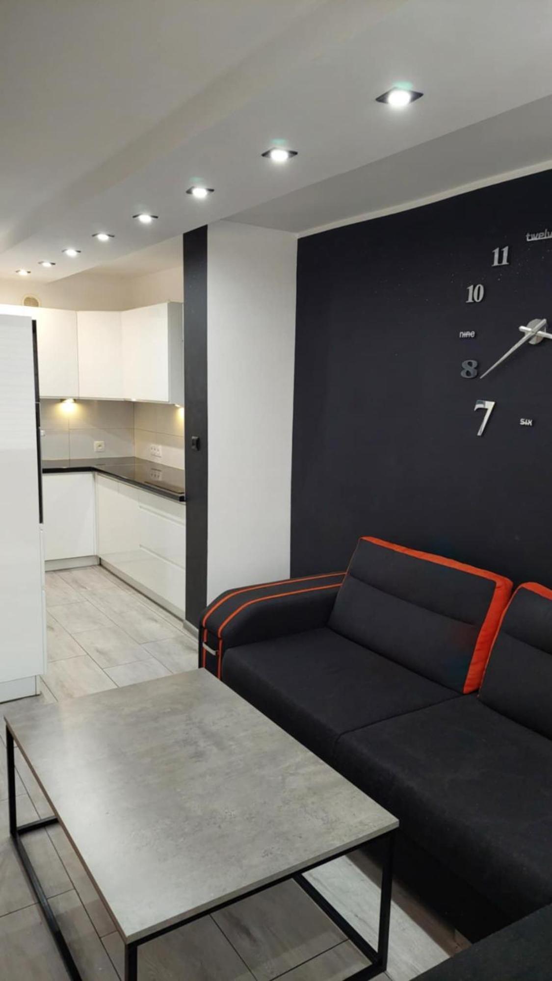 Ekskluzywny Apartament W Centrum Z Klimatyzacja I Balkonem Lubin  Exterior photo